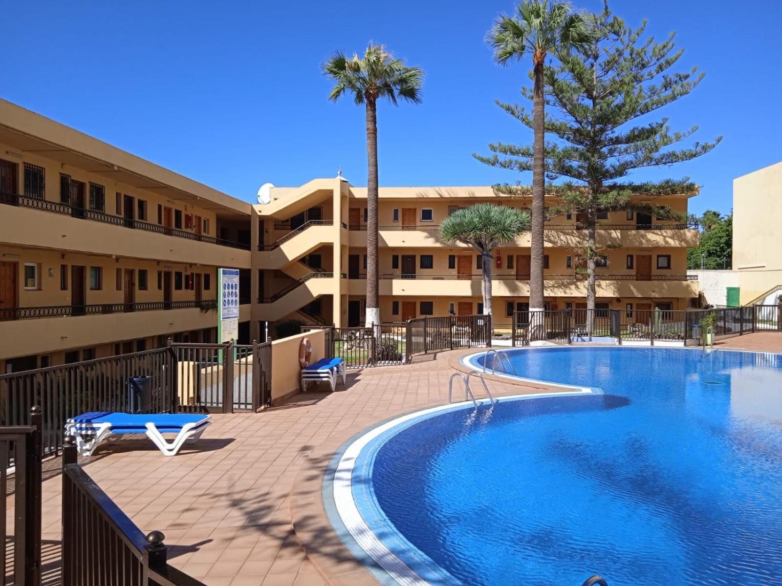 Firstline Apartment Los Cristianos Arona  Luaran gambar