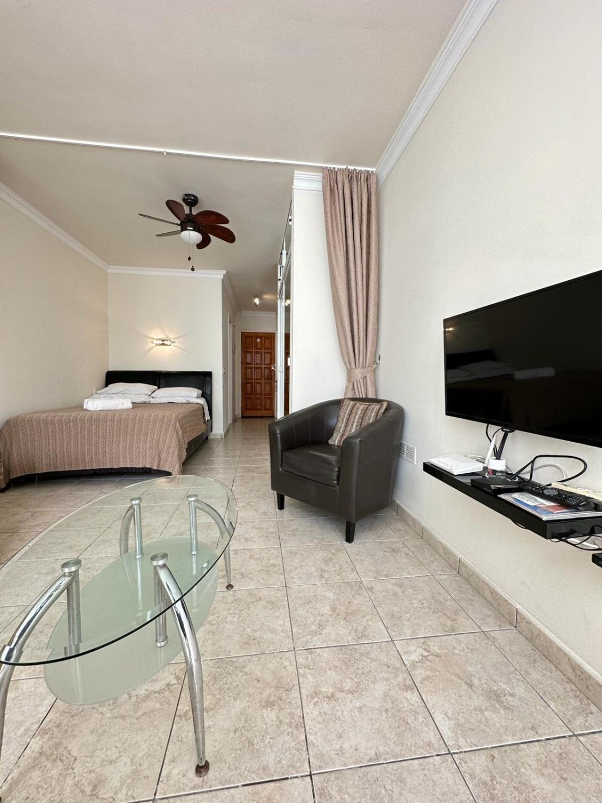 Firstline Apartment Los Cristianos Arona  Luaran gambar