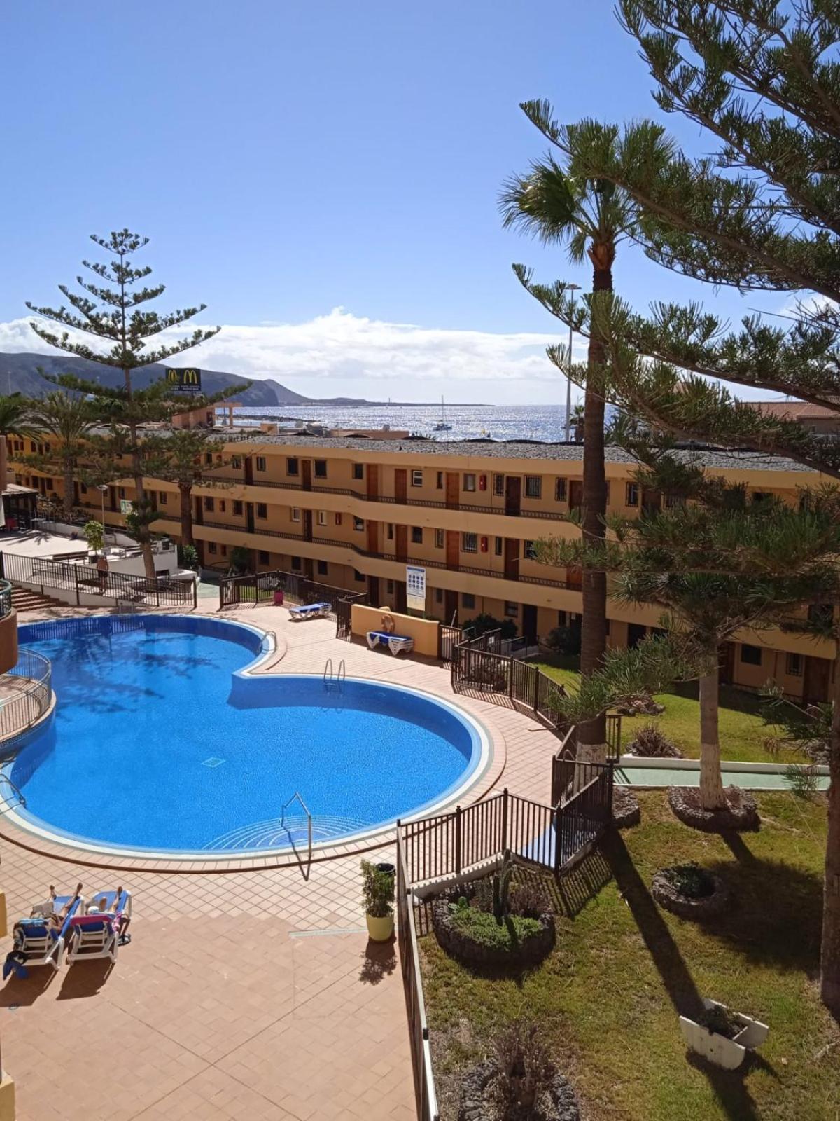 Firstline Apartment Los Cristianos Arona  Luaran gambar